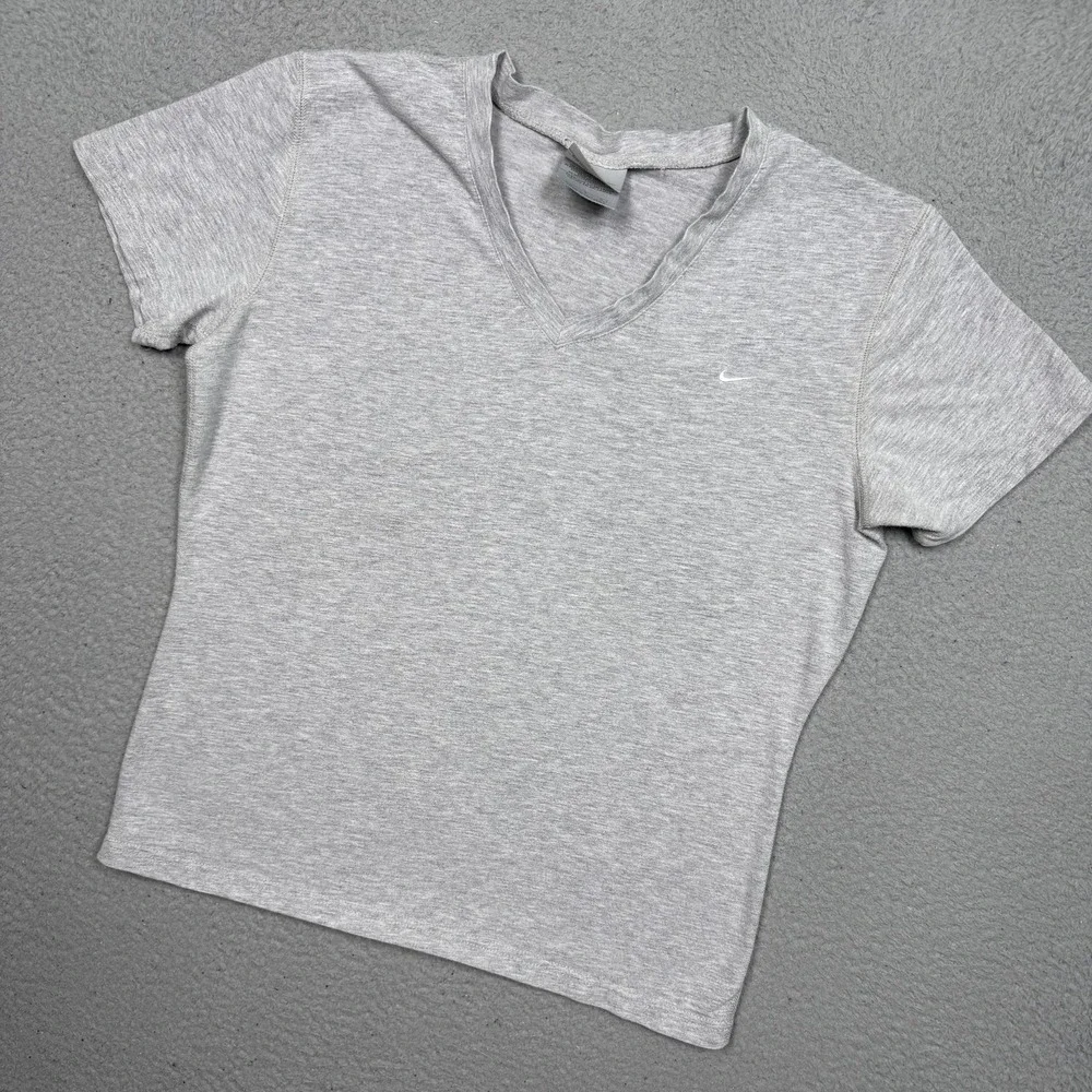 Vintage Y2K Nike Essential V-Neck T-shirt